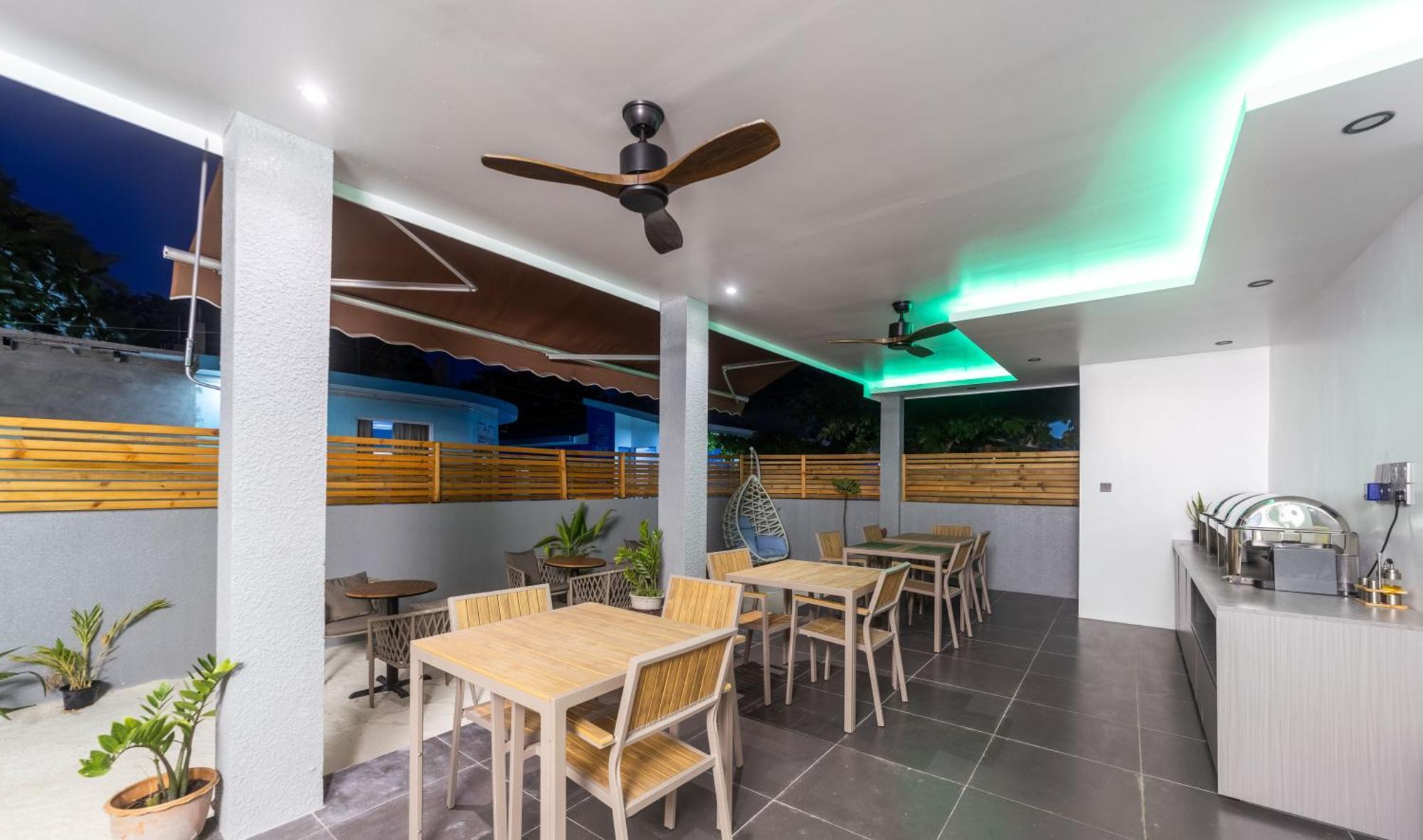 Kirulhiya Maldives Hotel Omadhoo Eksteriør billede