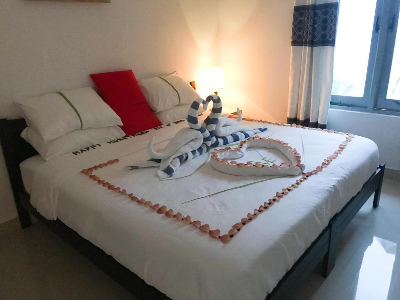 Kirulhiya Maldives Hotel Omadhoo Eksteriør billede